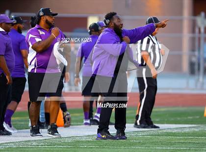 Thumbnail 1 in Lynwood vs. Cabrillo photogallery.