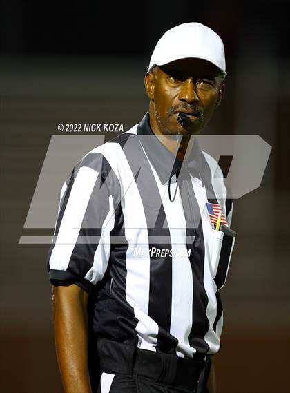 Thumbnail 3 in Lynwood vs. Cabrillo photogallery.