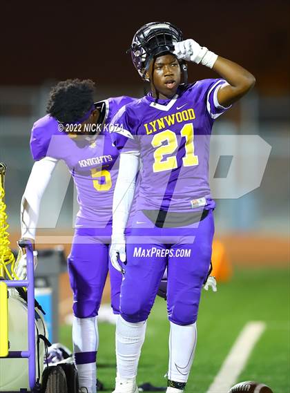 Thumbnail 3 in Lynwood vs. Cabrillo photogallery.