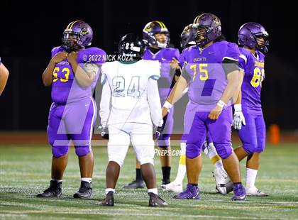 Thumbnail 2 in Lynwood vs. Cabrillo photogallery.
