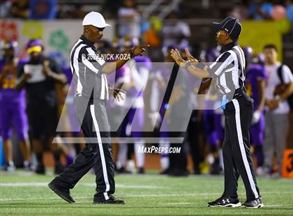Thumbnail 2 in Lynwood vs. Cabrillo photogallery.