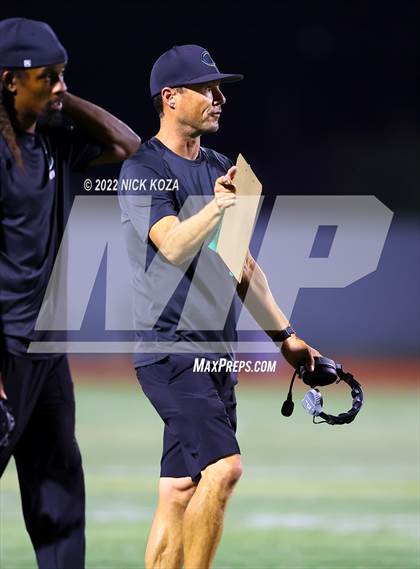 Thumbnail 2 in Lynwood vs. Cabrillo photogallery.