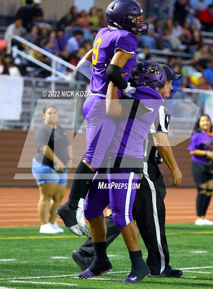 Thumbnail 2 in Lynwood vs. Cabrillo photogallery.