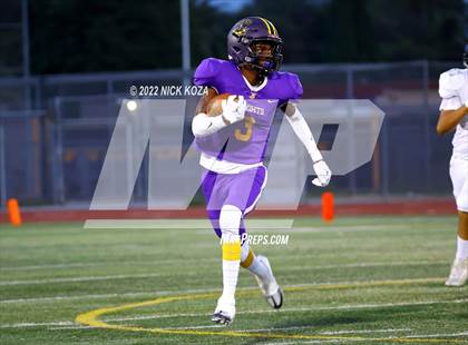 Thumbnail 2 in Lynwood vs. Cabrillo photogallery.
