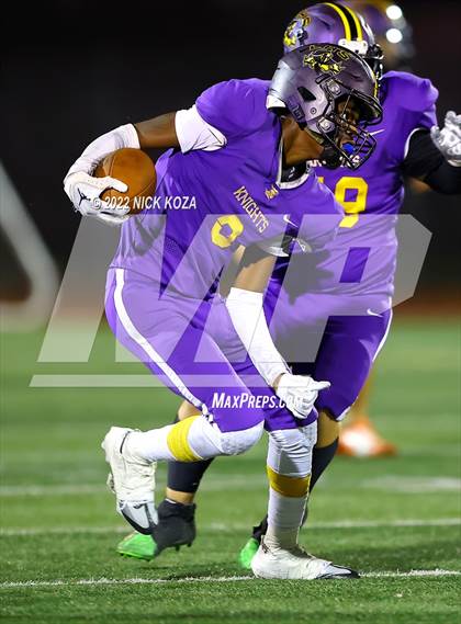 Thumbnail 2 in Lynwood vs. Cabrillo photogallery.