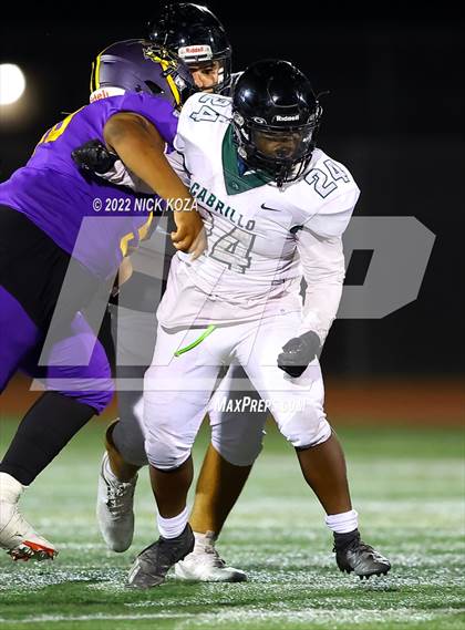 Thumbnail 3 in Lynwood vs. Cabrillo photogallery.