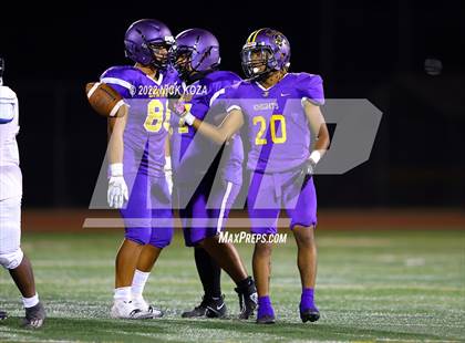 Thumbnail 3 in Lynwood vs. Cabrillo photogallery.