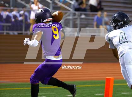 Thumbnail 2 in Lynwood vs. Cabrillo photogallery.