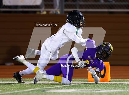 Thumbnail 2 in Lynwood vs. Cabrillo photogallery.