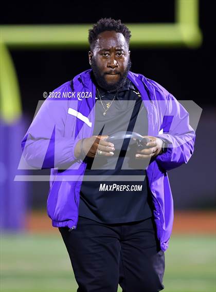Thumbnail 1 in Lynwood vs. Cabrillo photogallery.