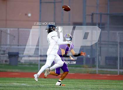 Thumbnail 2 in Lynwood vs. Cabrillo photogallery.