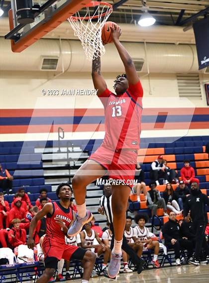 Thumbnail 2 in St. Pius X-St. Matthias Academy vs. Coronado (Tarkanian Classic) photogallery.