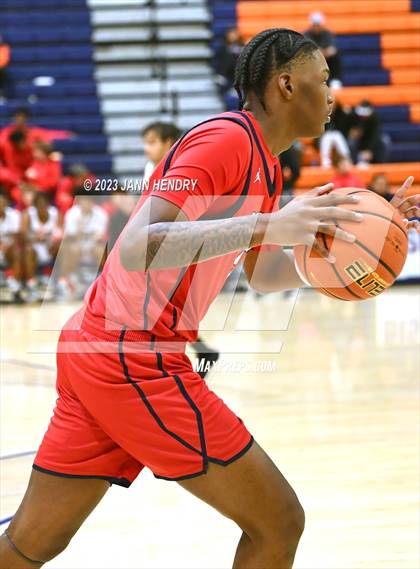 Thumbnail 3 in St. Pius X-St. Matthias Academy vs. Coronado (Tarkanian Classic) photogallery.