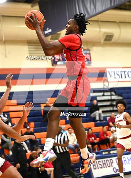 Thumbnail 3 in St. Pius X-St. Matthias Academy vs. Coronado (Tarkanian Classic) photogallery.