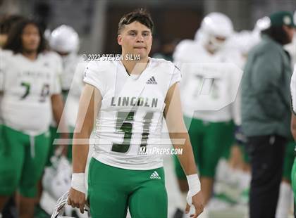 Thumbnail 1 in Carlsbad vs. Lincoln (CIF SDS Open Division Final) photogallery.