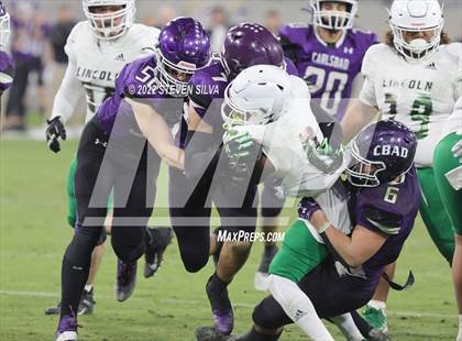 Thumbnail 3 in Carlsbad vs. Lincoln (CIF SDS Open Division Final) photogallery.