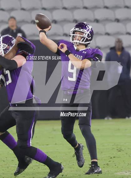 Thumbnail 3 in Carlsbad vs. Lincoln (CIF SDS Open Division Final) photogallery.