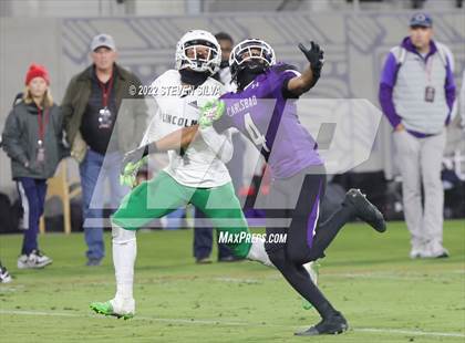 Thumbnail 1 in Carlsbad vs. Lincoln (CIF SDS Open Division Final) photogallery.
