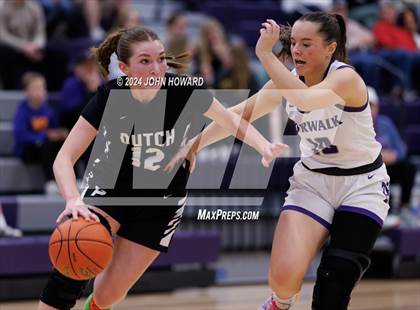 Thumbnail 3 in Pella @ Norwalk photogallery.