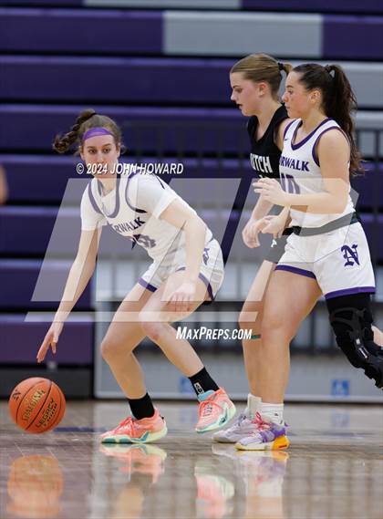 Thumbnail 3 in Pella @ Norwalk photogallery.