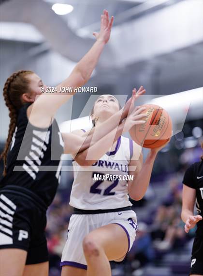 Thumbnail 3 in Pella @ Norwalk photogallery.