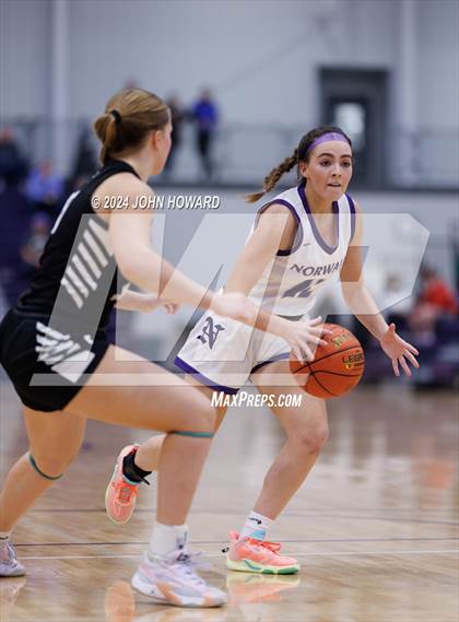 Thumbnail 3 in Pella @ Norwalk photogallery.