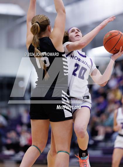 Thumbnail 3 in Pella @ Norwalk photogallery.