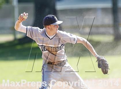 Thumbnail 2 in Wethersfield vs New Canaan (CIAC Class L 1st Round) photogallery.
