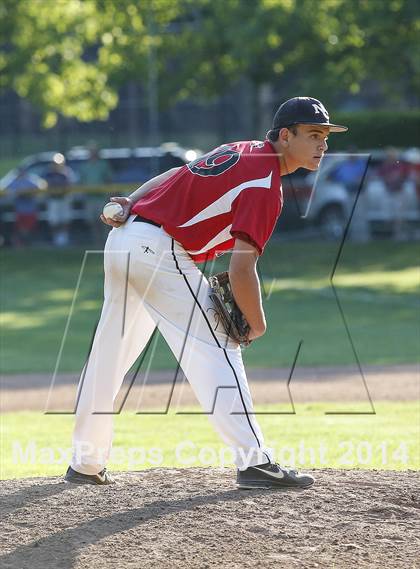 Thumbnail 3 in Wethersfield vs New Canaan (CIAC Class L 1st Round) photogallery.