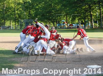 Thumbnail 3 in Wethersfield vs New Canaan (CIAC Class L 1st Round) photogallery.