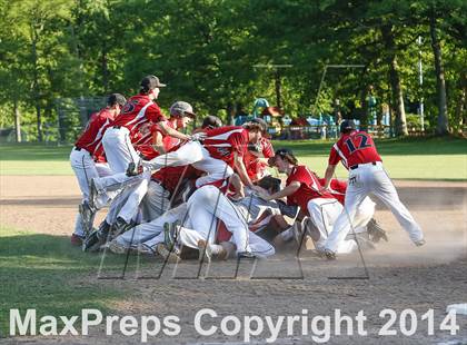Thumbnail 2 in Wethersfield vs New Canaan (CIAC Class L 1st Round) photogallery.