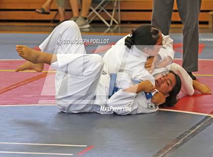 Thumbnail 3 in Waiakea Tournament photogallery.