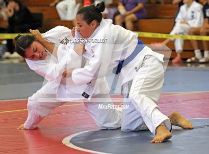 Thumbnail 3 in Waiakea Tournament photogallery.