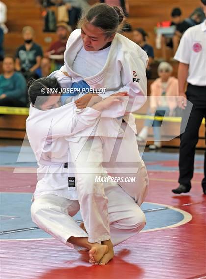 Thumbnail 1 in Waiakea Tournament photogallery.