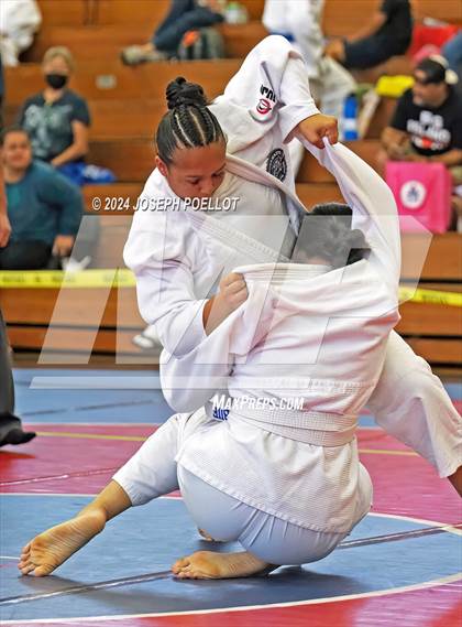 Thumbnail 1 in Waiakea Tournament photogallery.