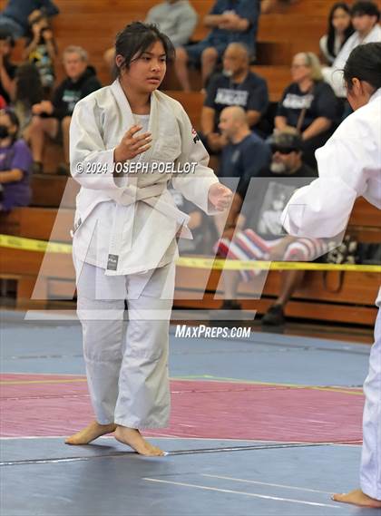 Thumbnail 2 in Waiakea Tournament photogallery.
