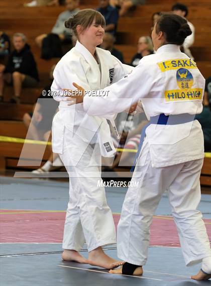 Thumbnail 3 in Waiakea Tournament photogallery.