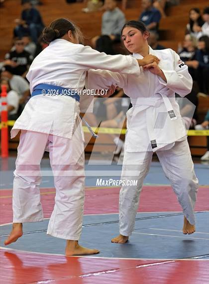Thumbnail 2 in Waiakea Tournament photogallery.