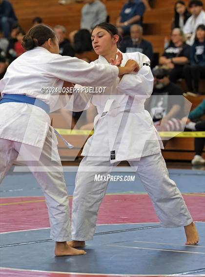 Thumbnail 2 in Waiakea Tournament photogallery.