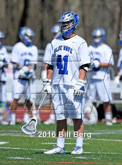 Thumbnail 2 in Darien @ Manhasset photogallery.