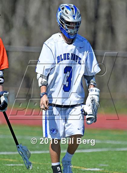 Thumbnail 2 in Darien @ Manhasset photogallery.