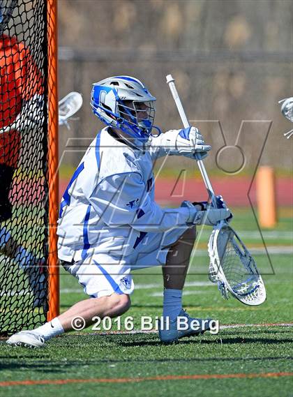 Thumbnail 1 in Darien @ Manhasset photogallery.