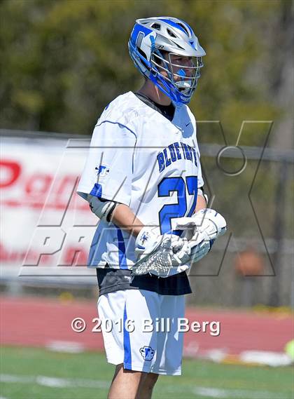 Thumbnail 2 in Darien @ Manhasset photogallery.