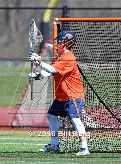 Thumbnail 1 in Darien @ Manhasset photogallery.