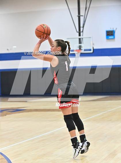 Thumbnail 1 in Mansfield vs Memorial (McDonald's Texas Invitational) photogallery.