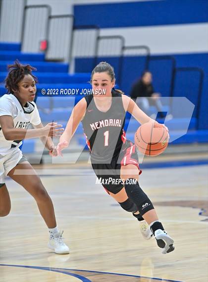 Thumbnail 3 in Mansfield vs Memorial (McDonald's Texas Invitational) photogallery.