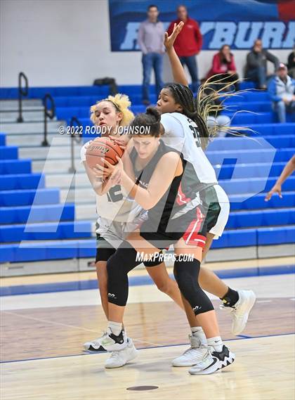 Thumbnail 3 in Mansfield vs Memorial (McDonald's Texas Invitational) photogallery.