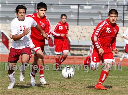 Thumbnail 3 in Oaks Christian vs Bishop Diego photogallery.