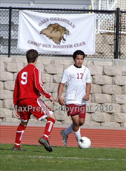 Thumbnail 3 in Oaks Christian vs Bishop Diego photogallery.