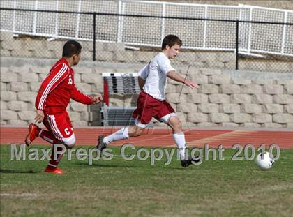 Thumbnail 3 in Oaks Christian vs Bishop Diego photogallery.